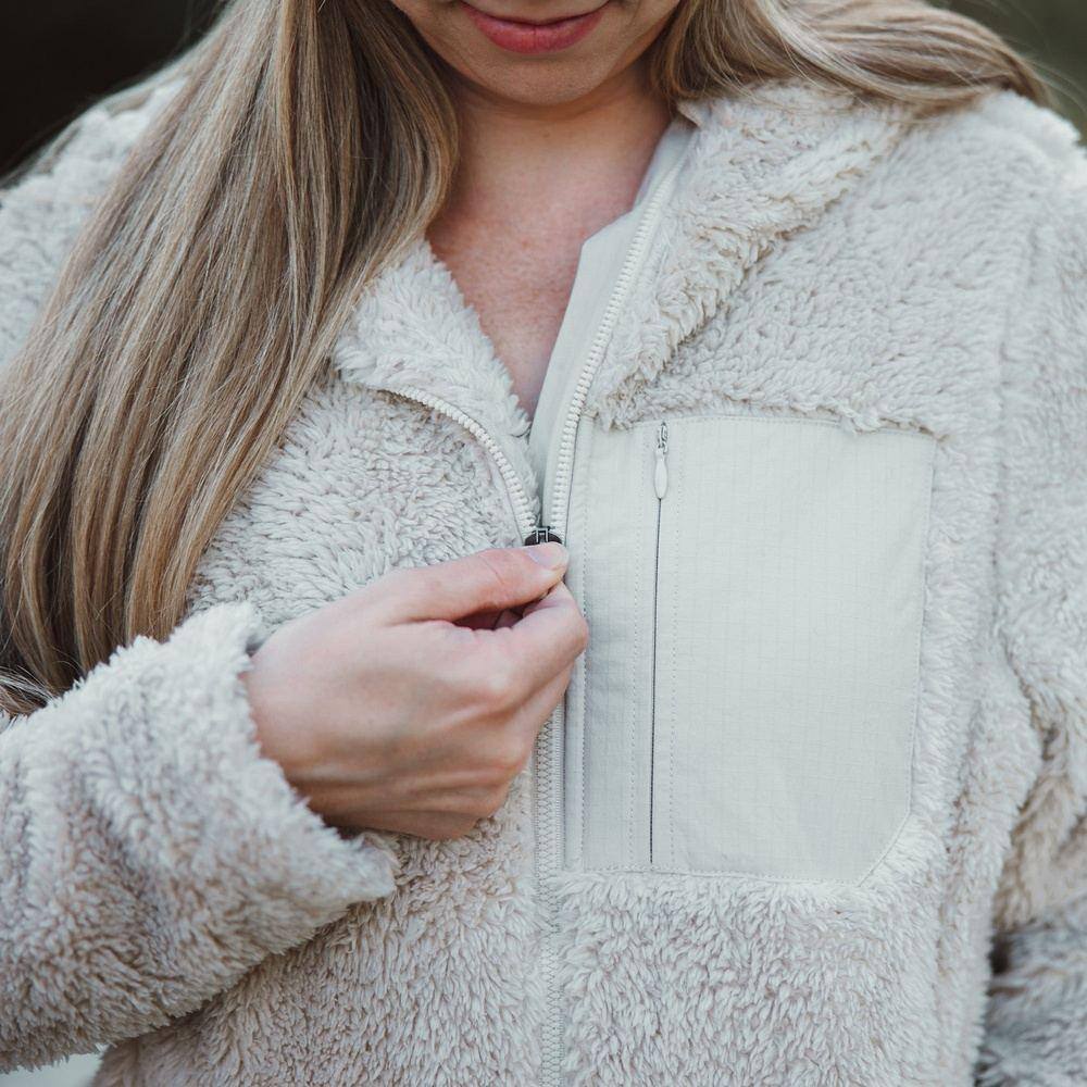 Women's Standard Issue Sherpa Fleece - Desert Sand